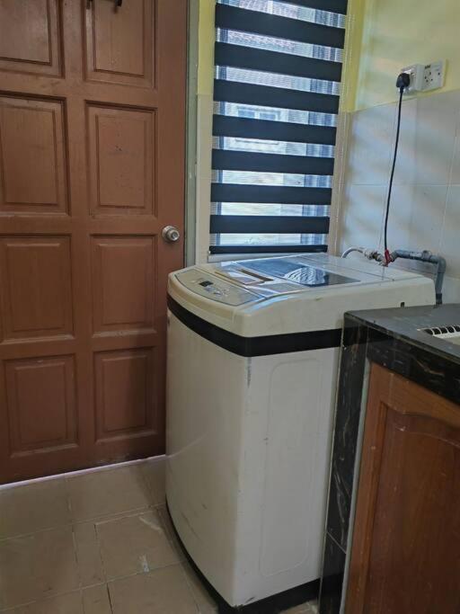 Mawar Homestay Netflix Cuckoo Mersing Extérieur photo